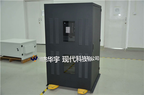 我司21號(hào)發(fā)貨浙江，為浙江某公司提供定制款恒溫恒濕戶外投影儀安裝柜(圖2)